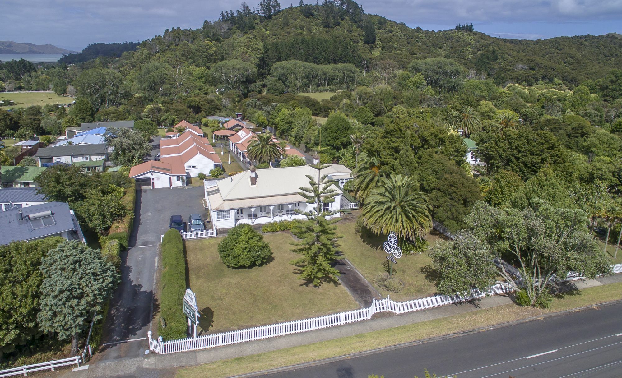 Coromandel Cottages Exterior photo