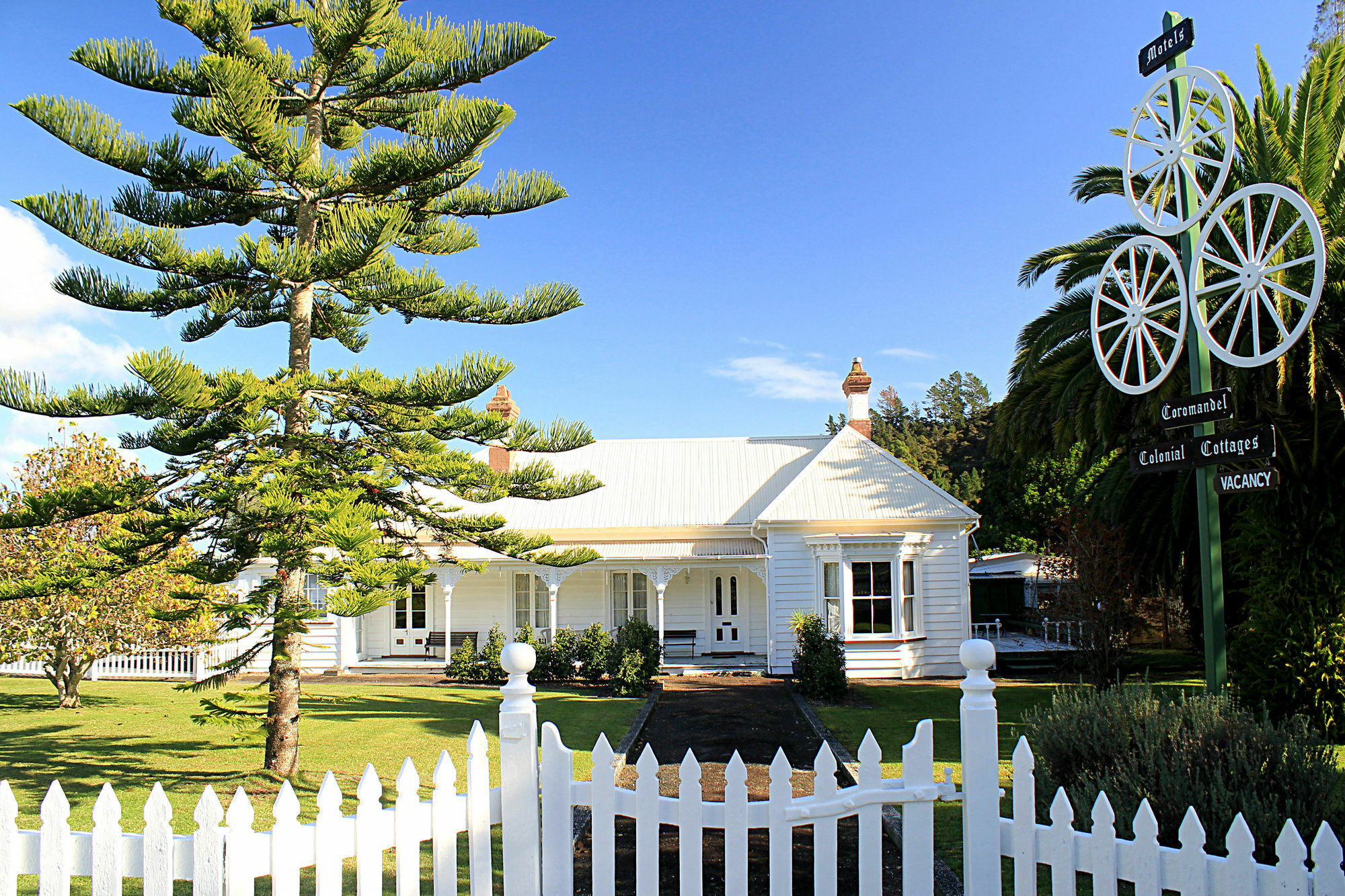 Coromandel Cottages Exterior photo