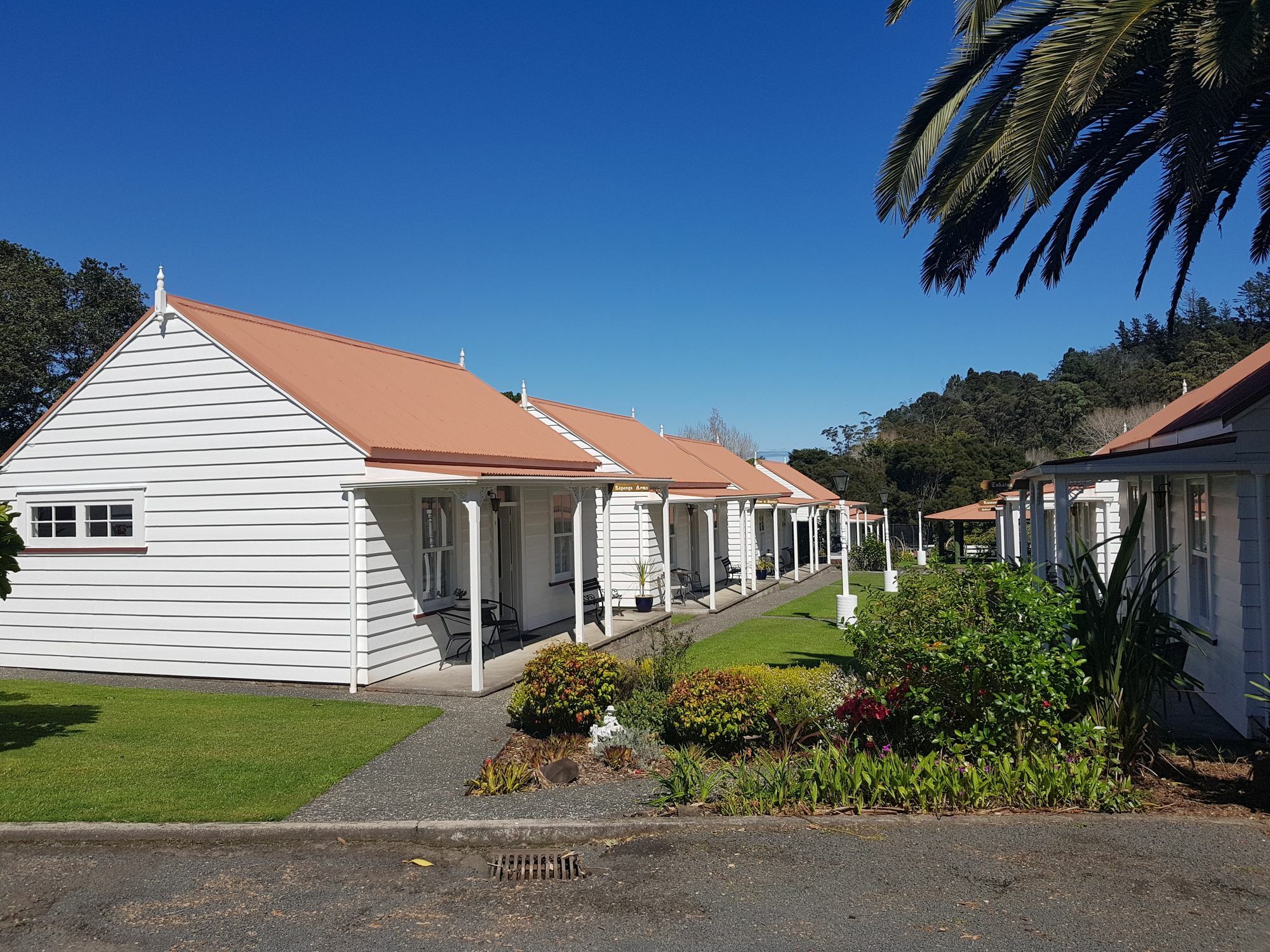 Coromandel Cottages Exterior photo